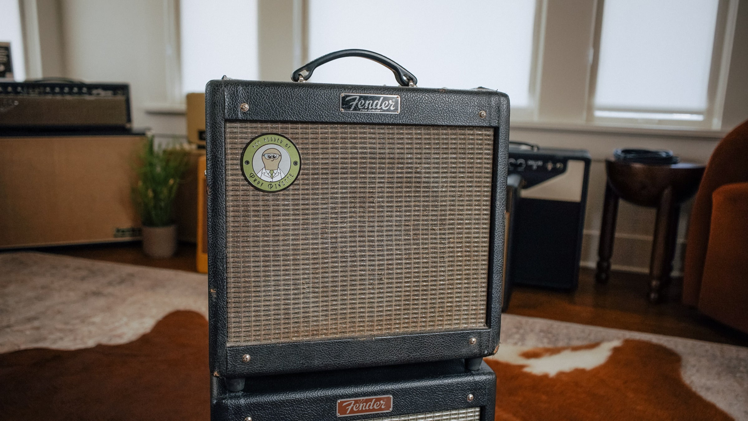 #016 Prof Pinotte Hot Rodded Fender Pro Jr with external Fender Cabinet