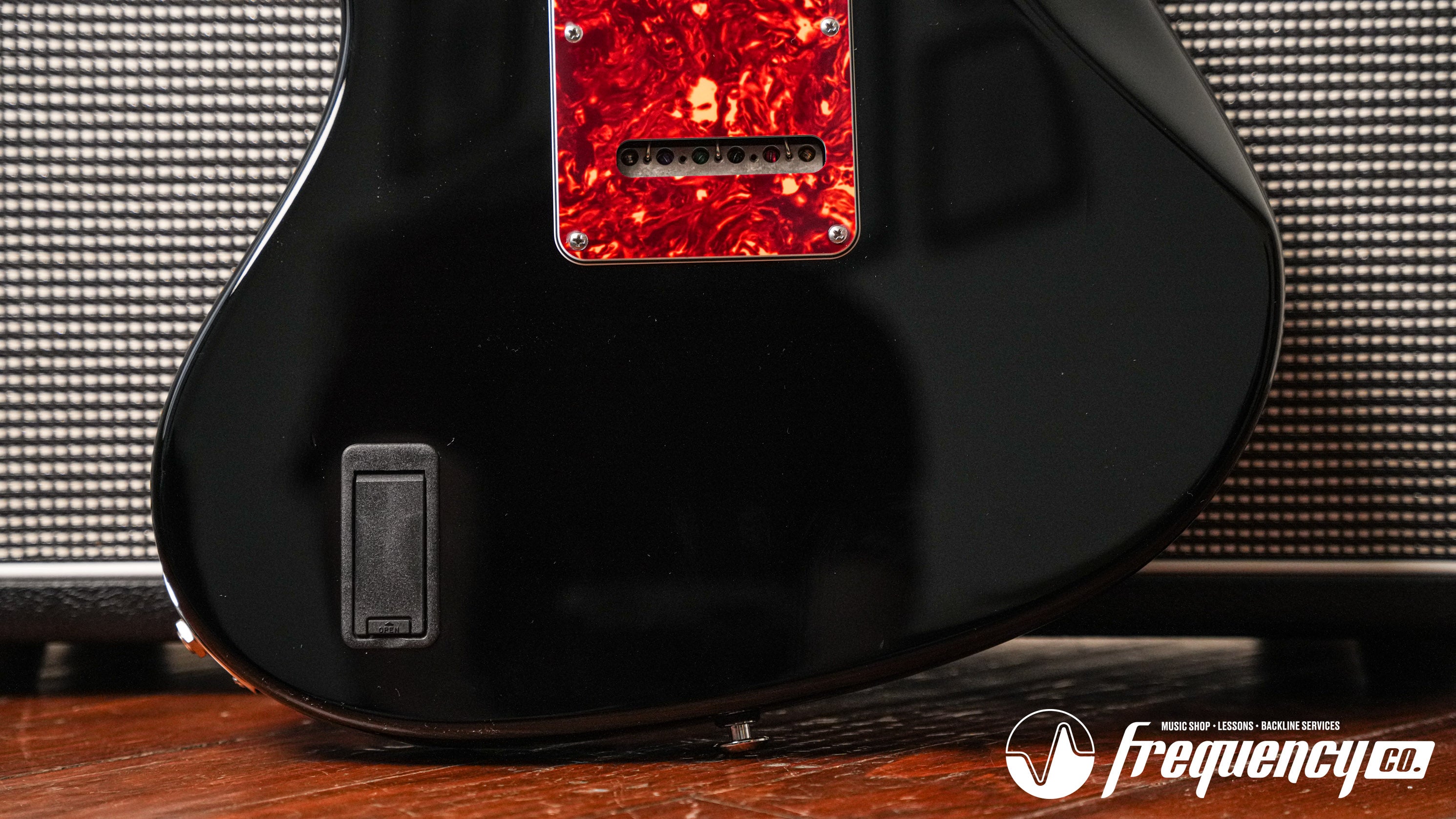 Suhr JM Pro with Rosewood Fingerboard in Black - 2022