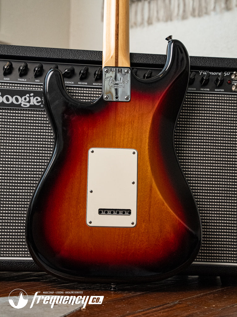 Fender American Standard Stratocaster in 3 Color Sunburst with a Rosewood Fingerboard - 2010