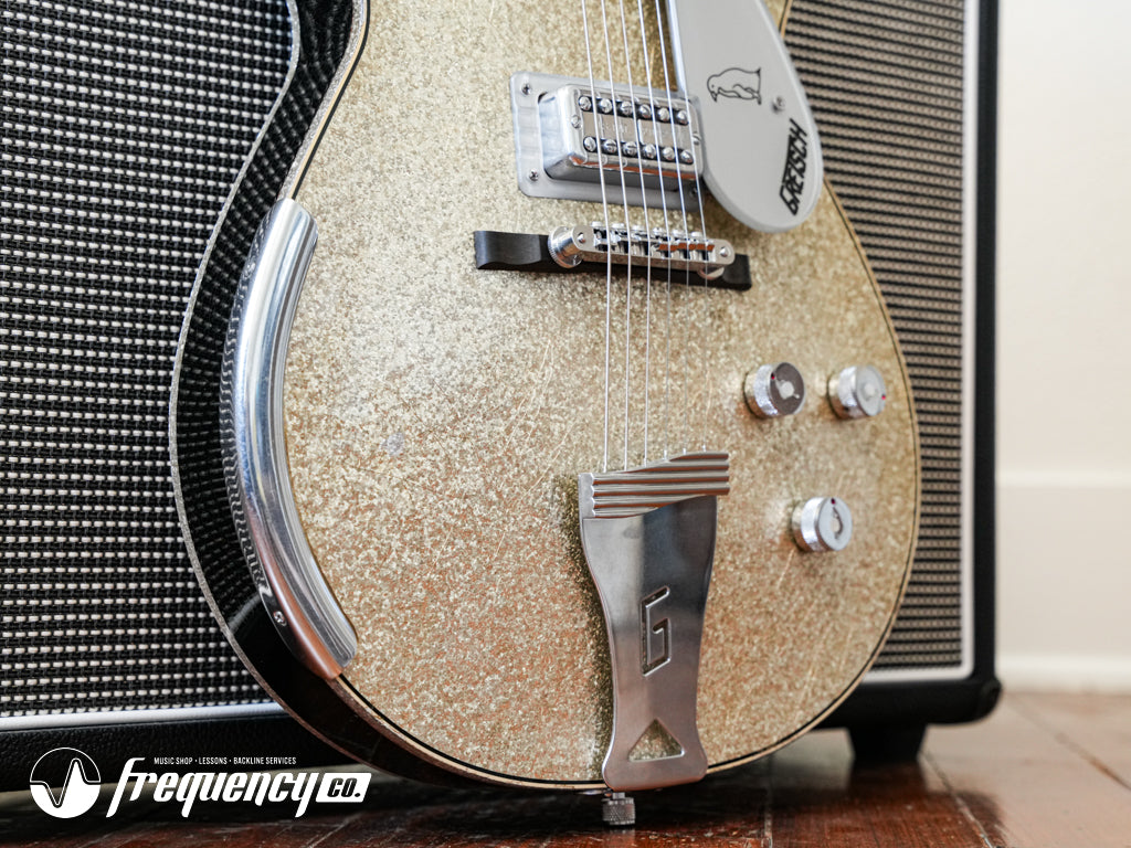 Gretsch USA Custom Shop G6134CS Penguin Relic Masterbuilt by Chad Henrichsen - Silver Sparkle (738)