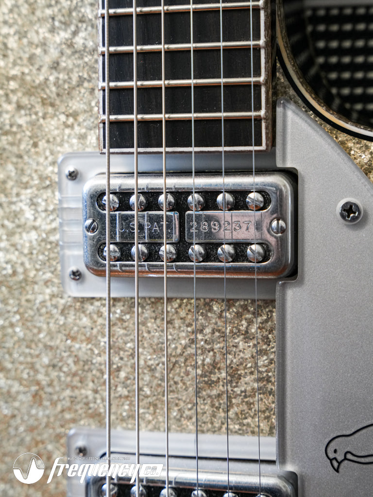 Gretsch USA Custom Shop G6134CS Penguin Relic Masterbuilt by Chad Henrichsen - Silver Sparkle (738)