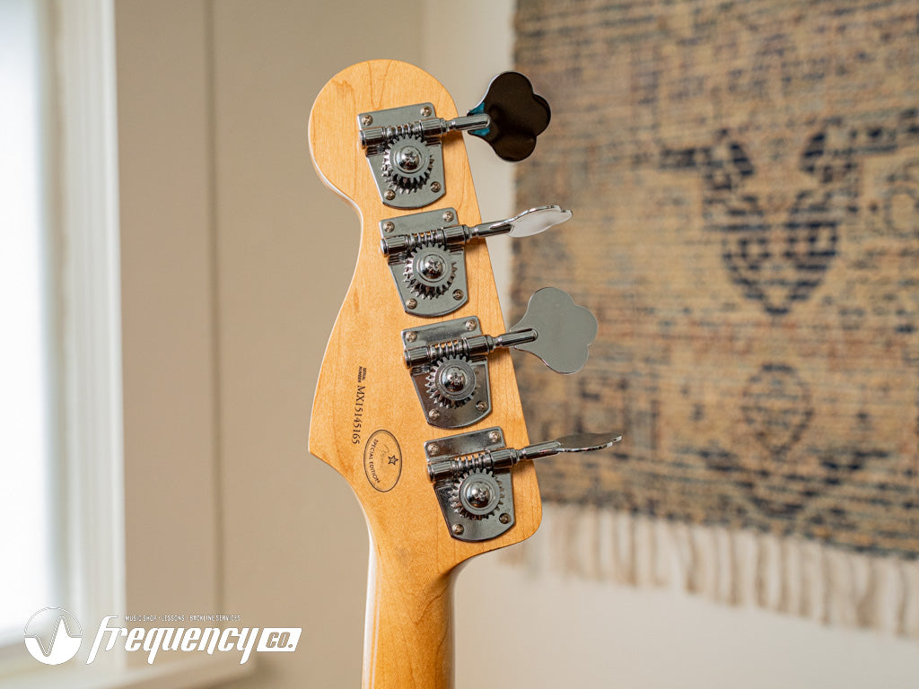 Fender GC FSR Deluxe Precision Bass Special in Sunburst - 2015
