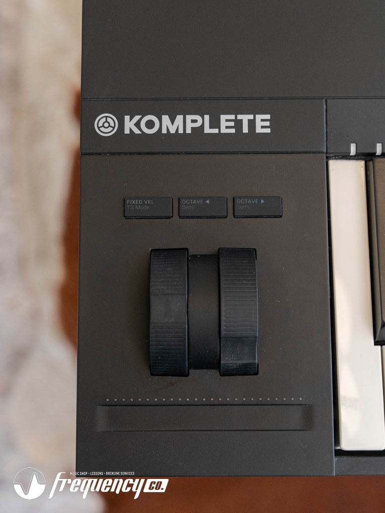 Native Instruments Komplete Kontrol S88 MK II