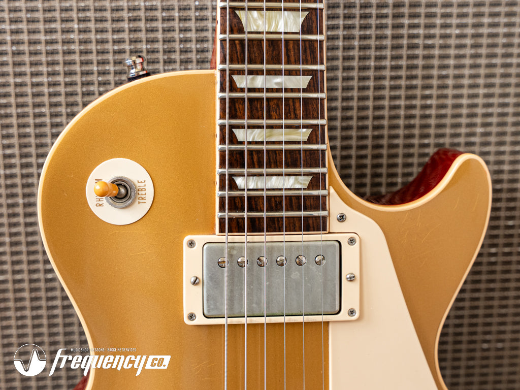 Gibson Les Paul Custom Shop R7 Gold Top Custom Order with a Red Back - 2011