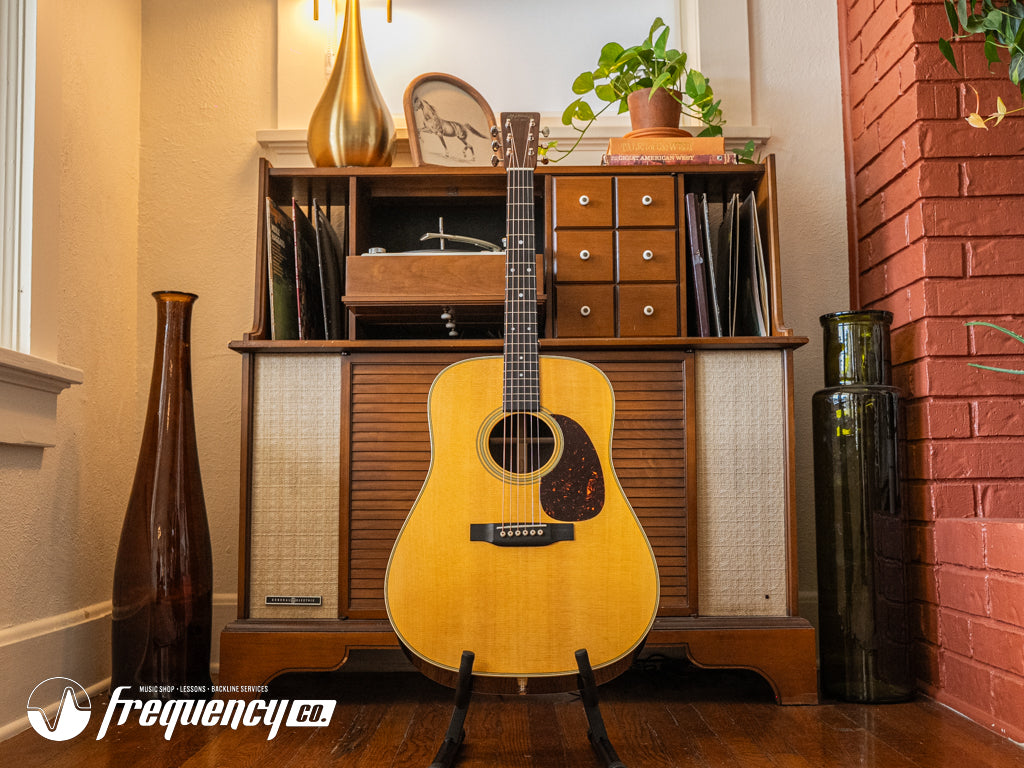 Martin Guitars D-28 with Rosewood Back and Sides - 2017