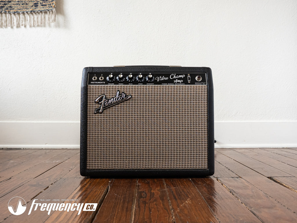 Fender Blackface Vibro Champ Amp AA764 - 1965