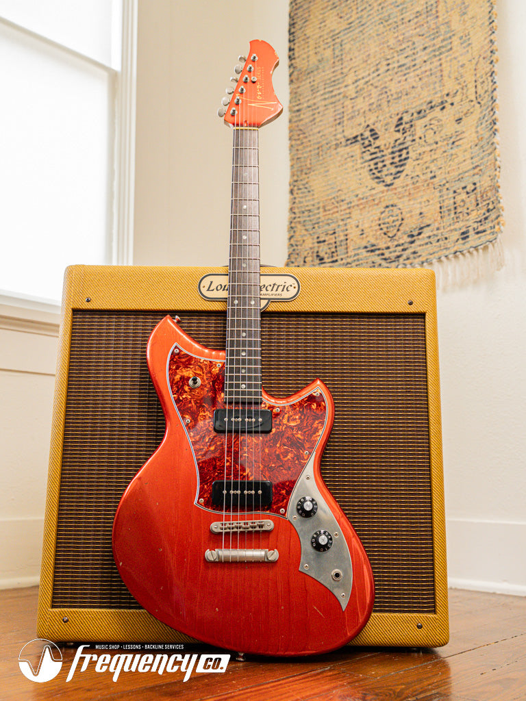 Novo Serus P2 in Candy Apple Red with a East Indian Rosewood Fret Board - 2025
