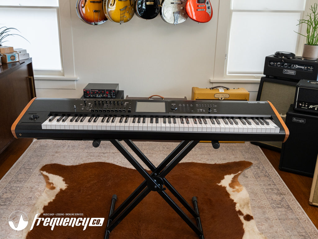 Korg Kronos 2 88-Key Digital Synthesizer Workstation