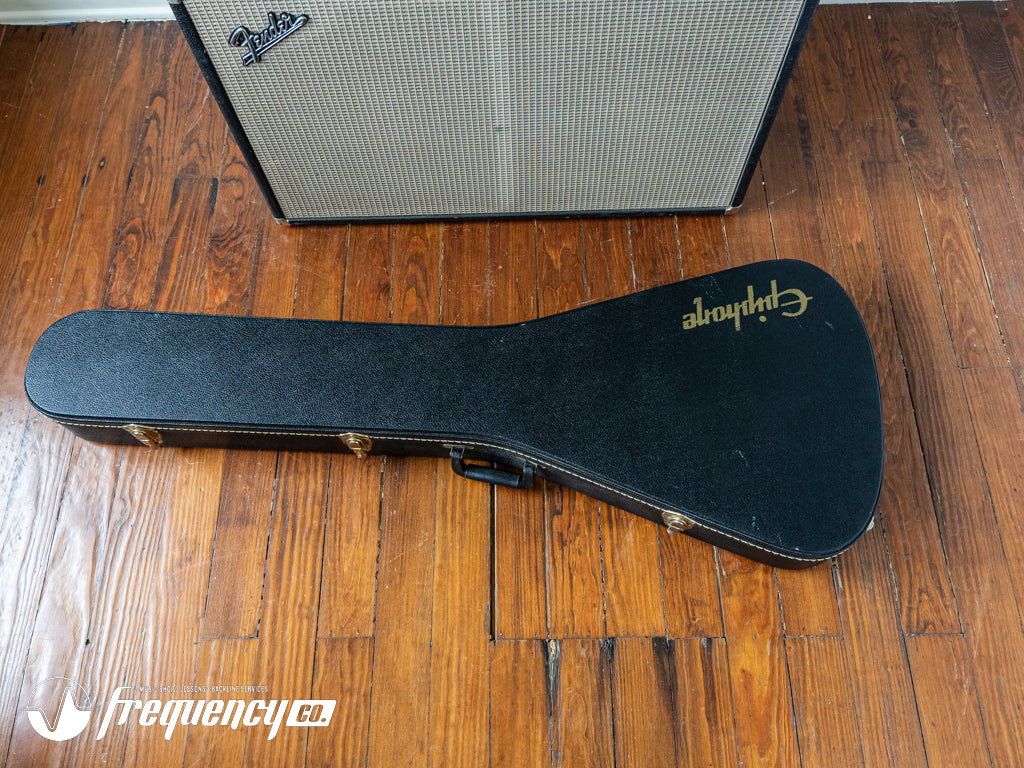 Gibson Flying V in Worn Cherry - 2001