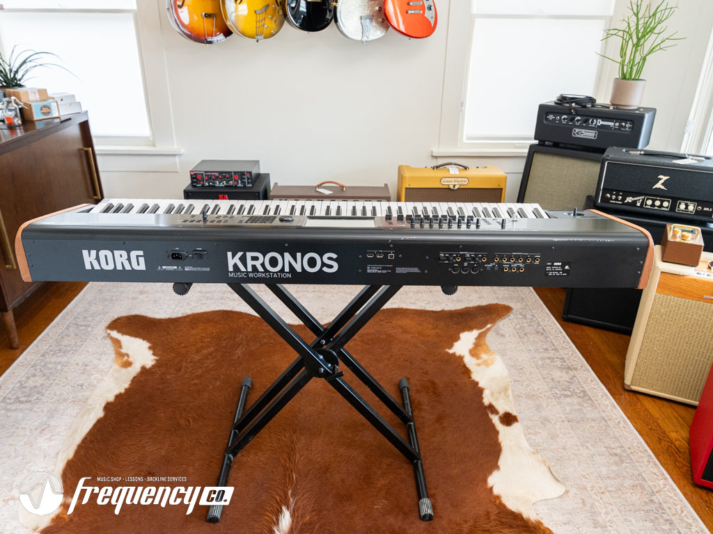 Korg Kronos 2 88-Key Digital Synthesizer Workstation