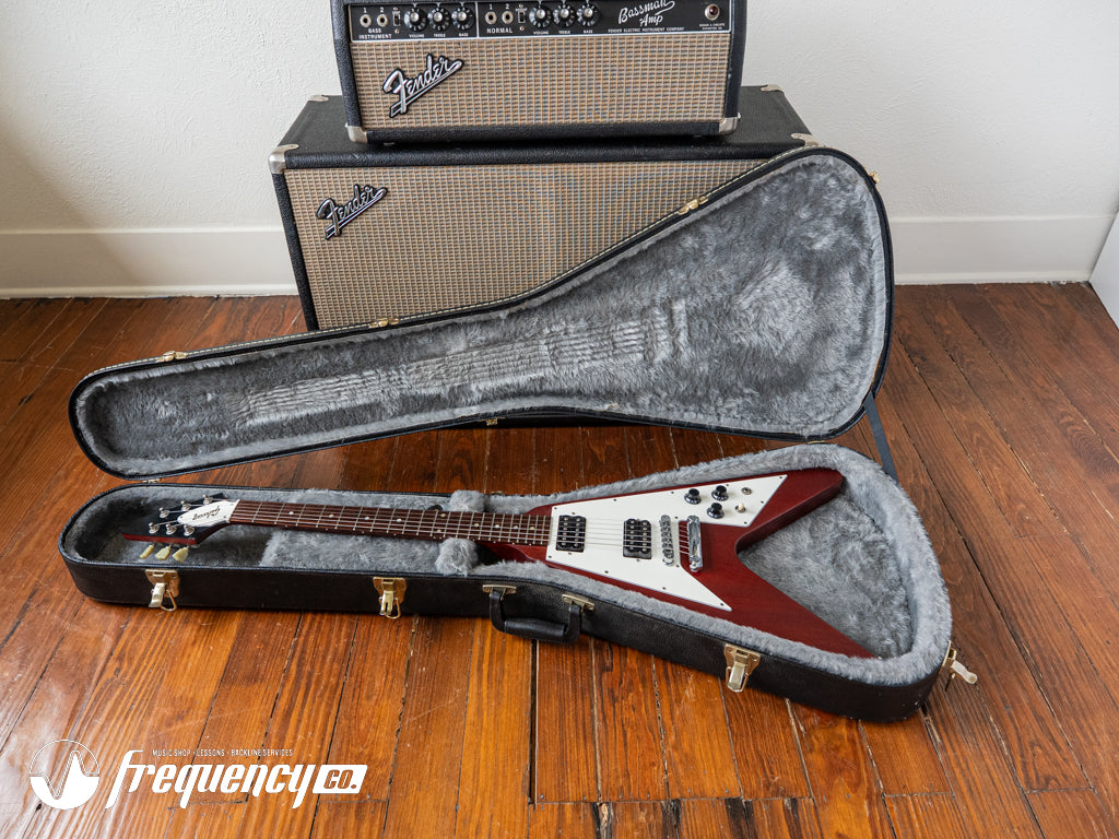 Gibson Flying V in Worn Cherry - 2001