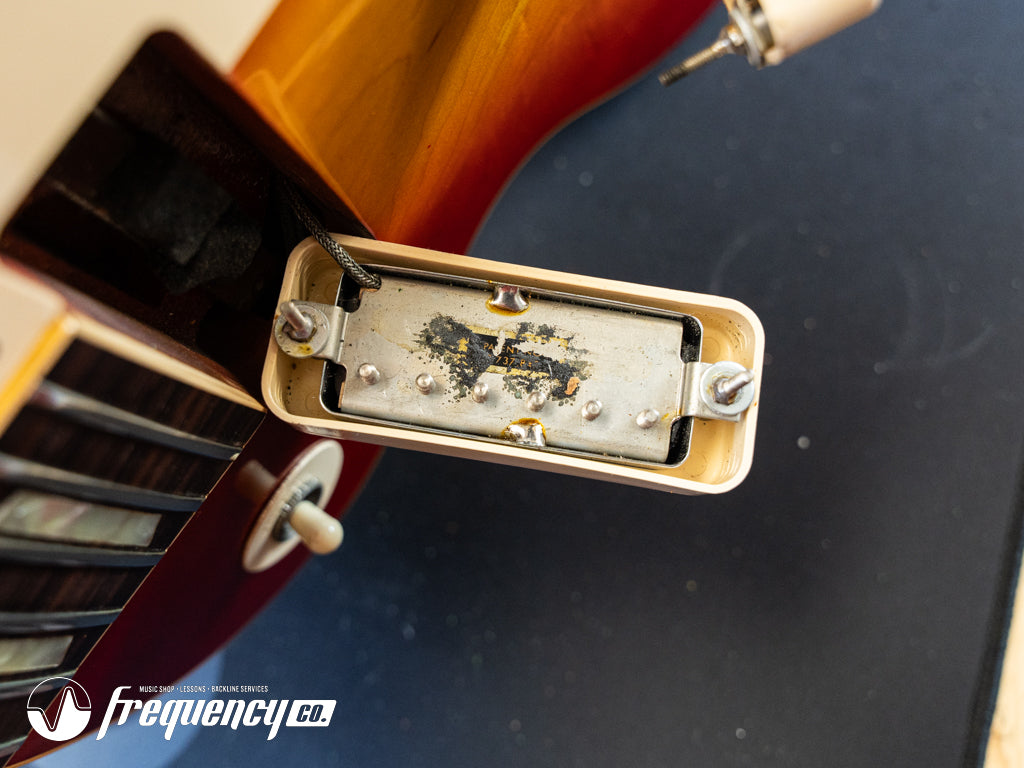 Gibson Les Paul Deluxe in Sunburst - 1974-1975