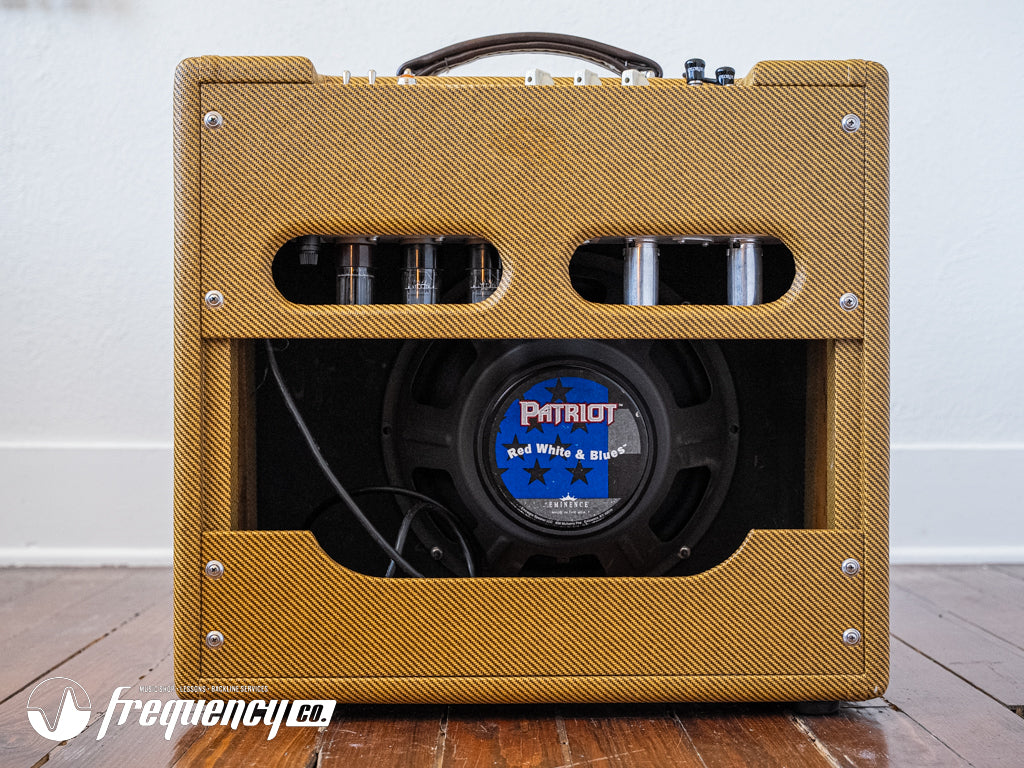 Valve Train Amplification 315 in a Pine Cab with a Tweed Covering