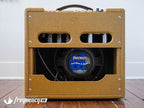 Valve Train Amplification 315 in a Pine Cab with a Tweed Covering