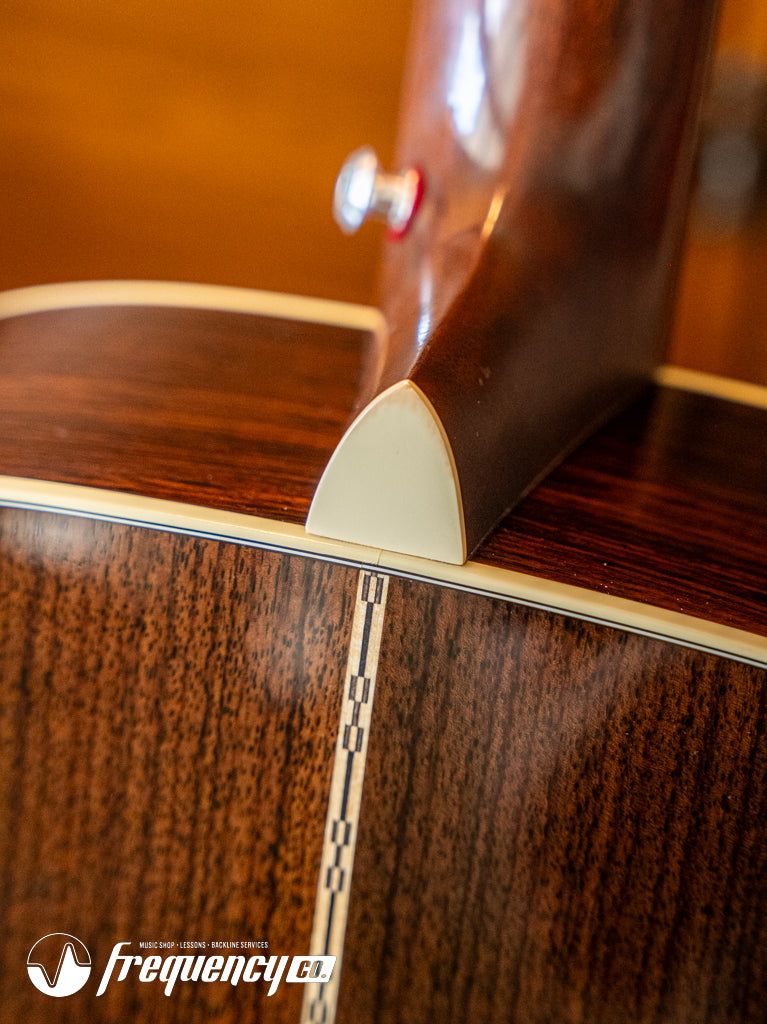 Martin Guitars D-28 with Rosewood Back and Sides - 2017