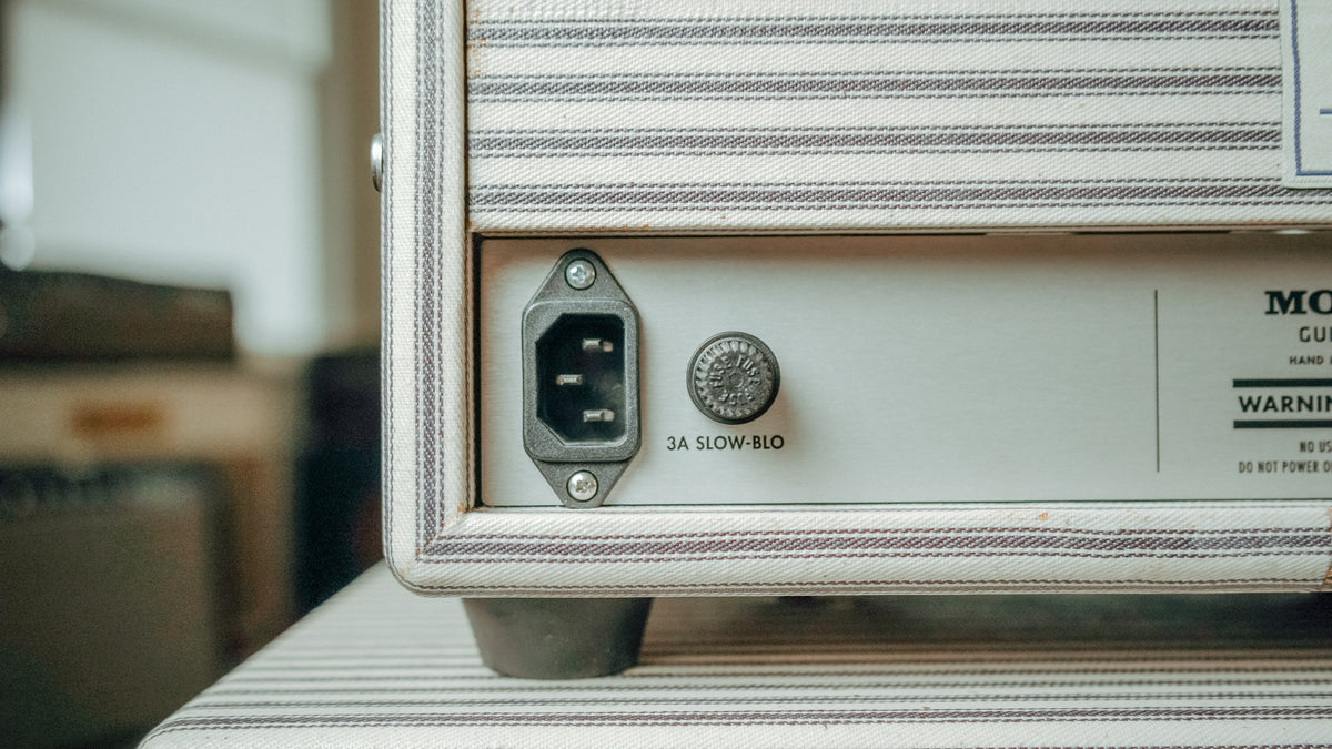 Benson Monarch Head and 1x12 Cabinet loaded with a Benson Weber Speaker in Pinstripe Finish