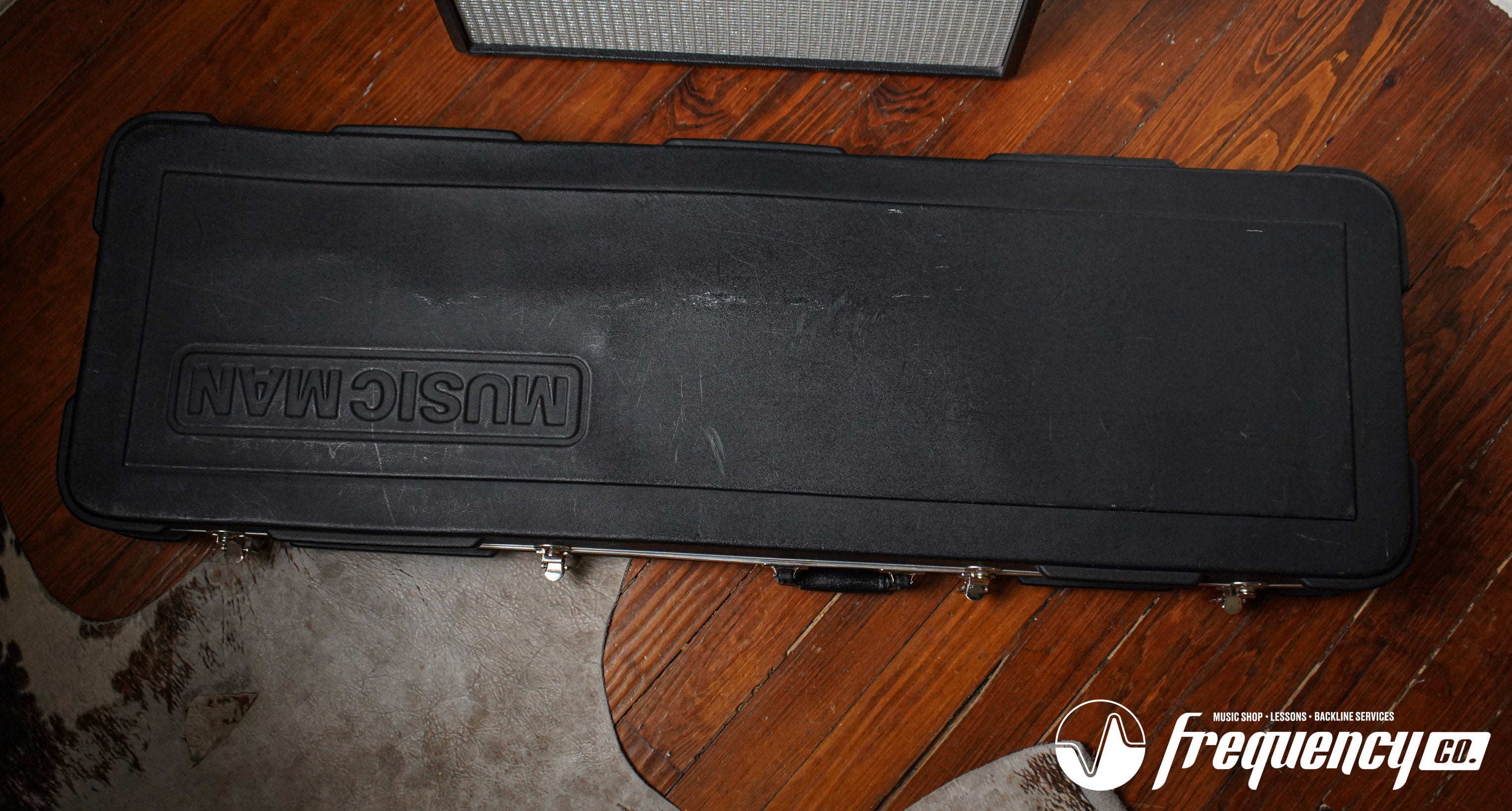 Ernie Ball Music Man Stingray Classic 2-EQ in Sunburst - 2011