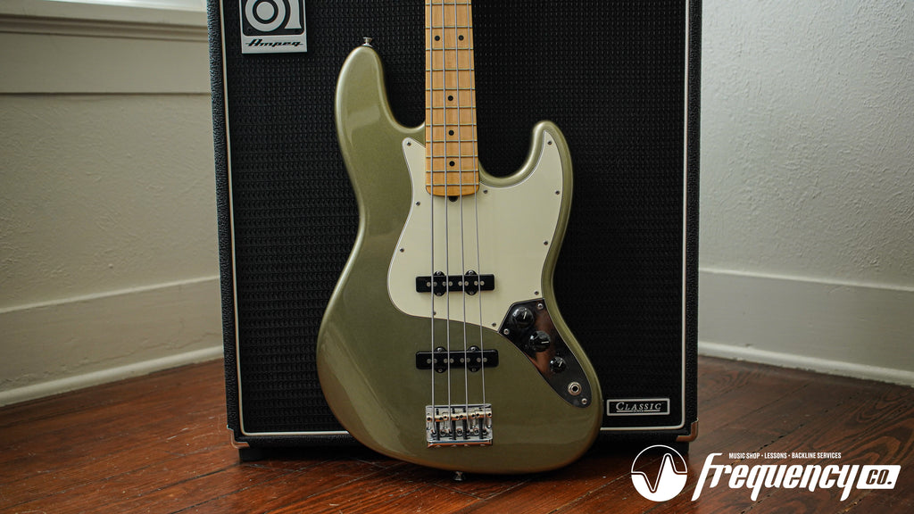 Fender American Standard Jazz Bass in rare Jade Pearl Metallic - 2012