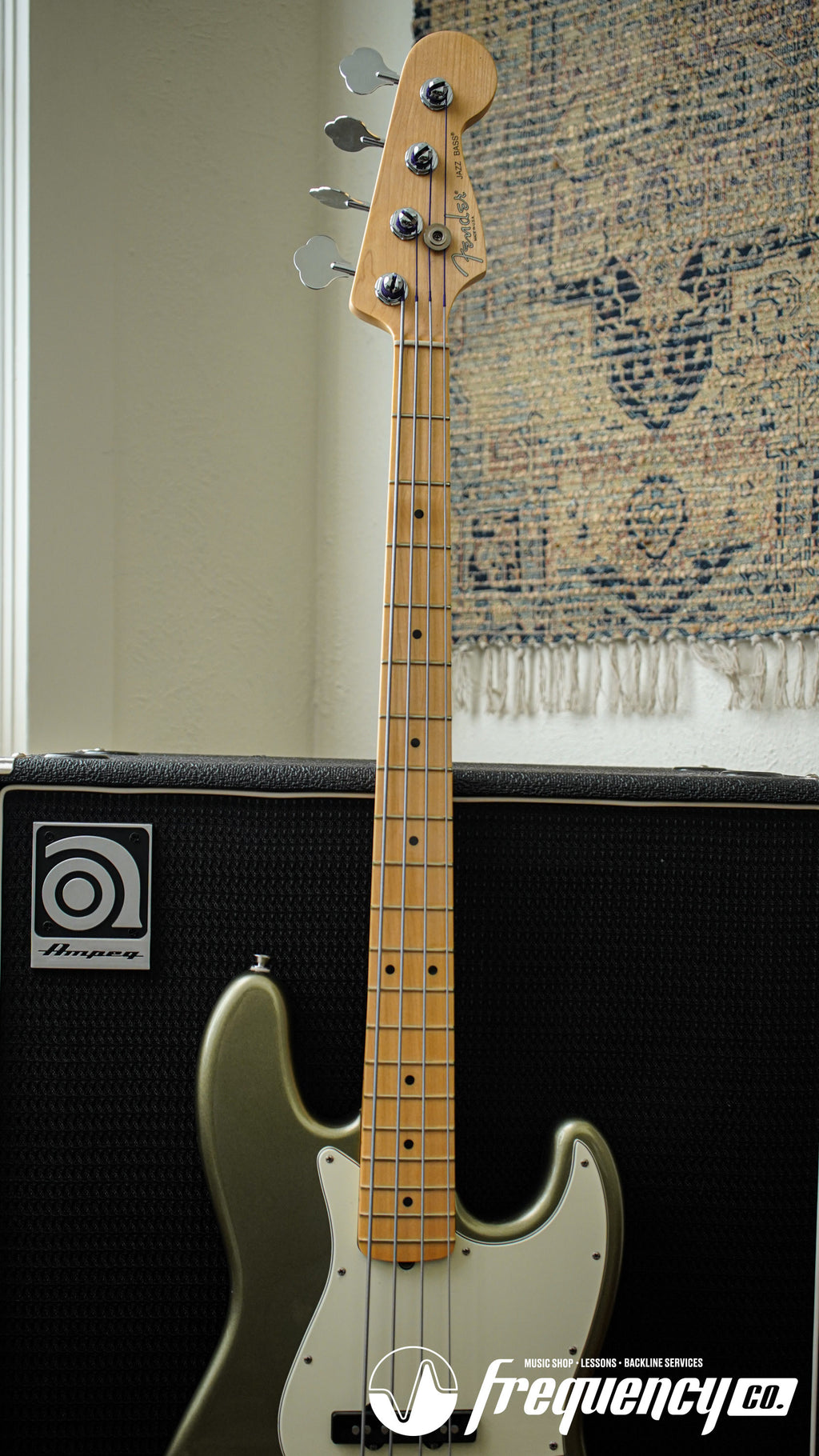Fender American Standard Jazz Bass in rare Jade Pearl Metallic - 2012