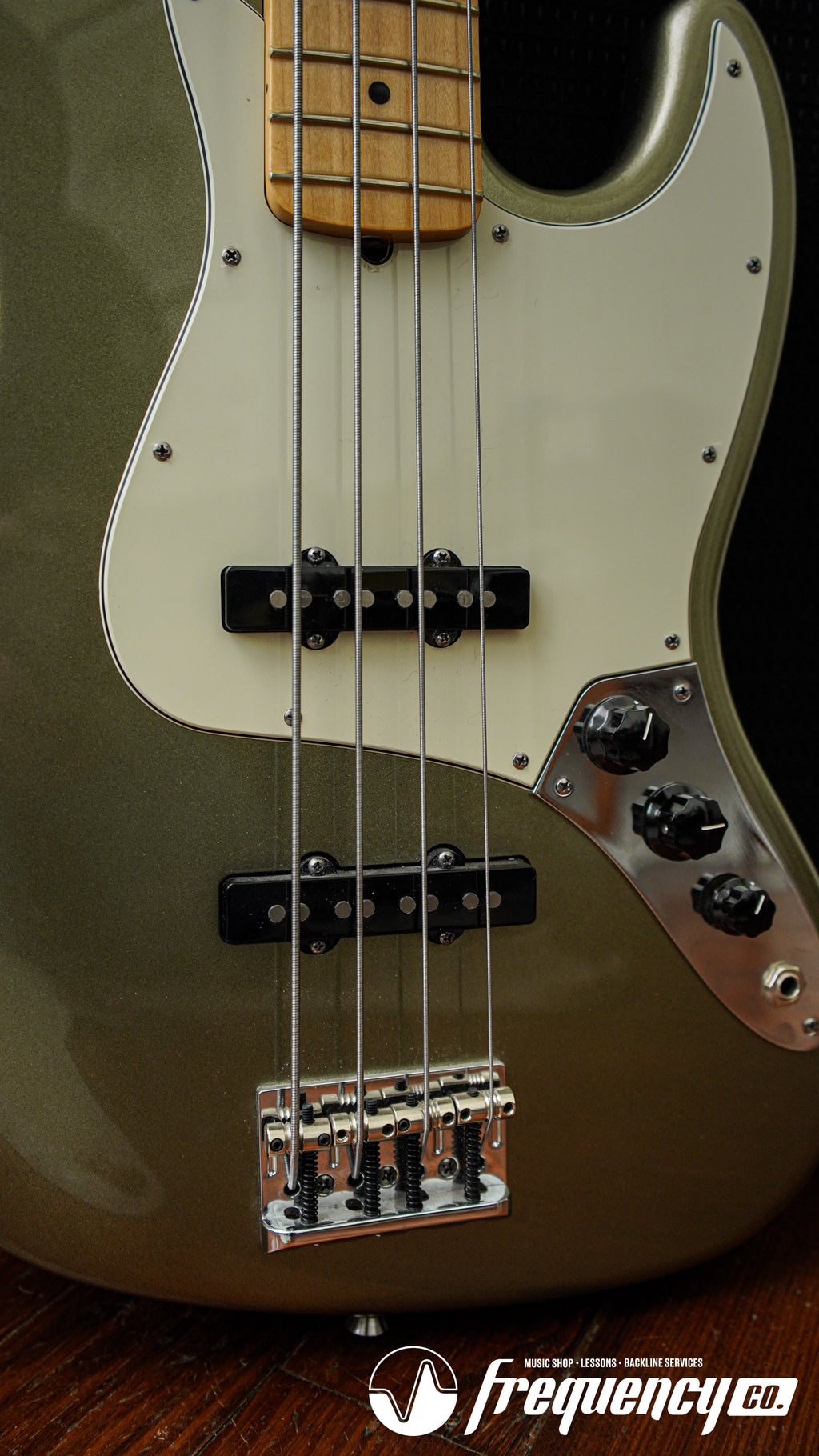 Fender American Standard Jazz Bass in rare Jade Pearl Metallic - 2012