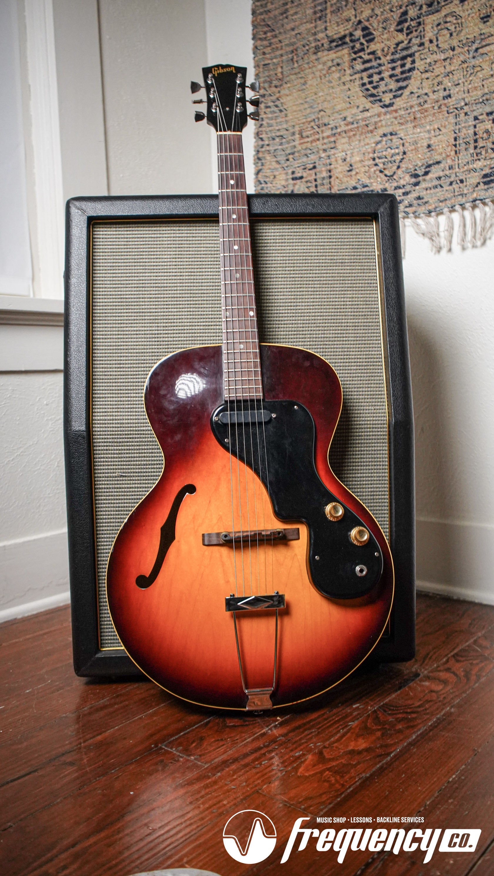 Gibson ES-120T in Sunburst - 1967