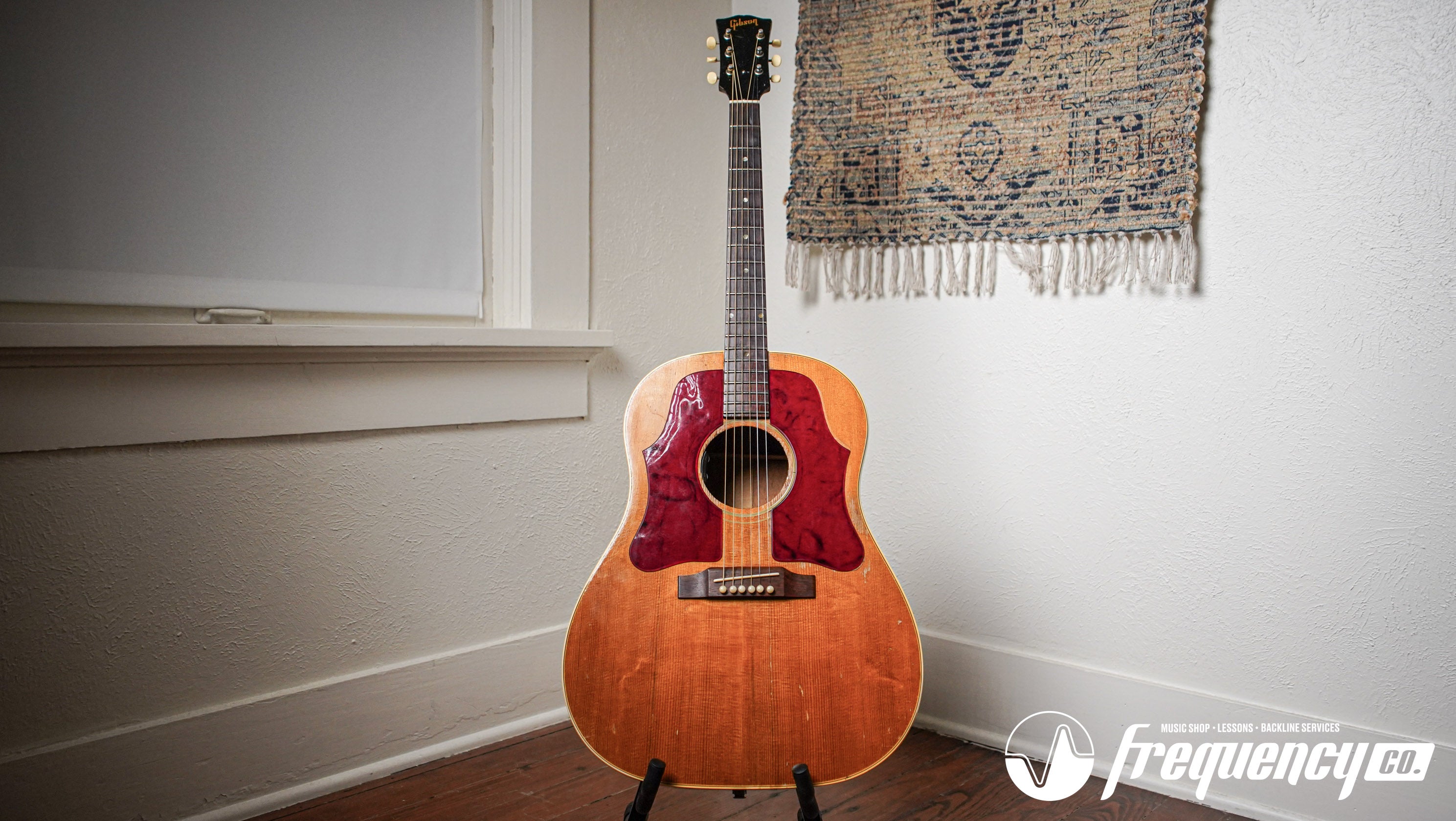 Gibson J-50 Acoustic Guitar with L.R. Baggs HiFi Duet Pickup - 1965