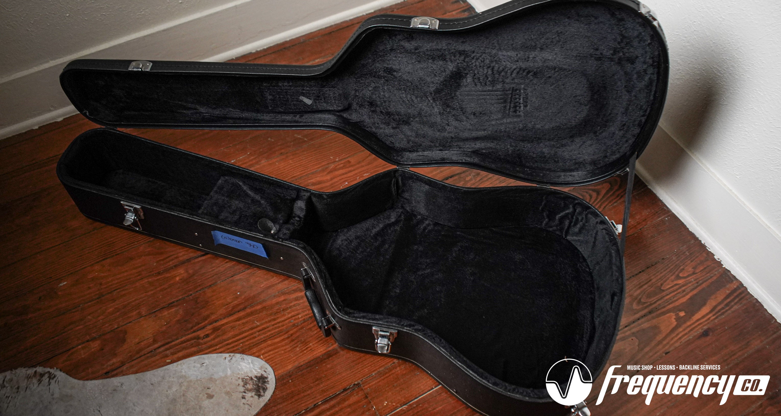 Gibson J-50 Acoustic Guitar with L.R. Baggs HiFi Duet Pickup - 1965