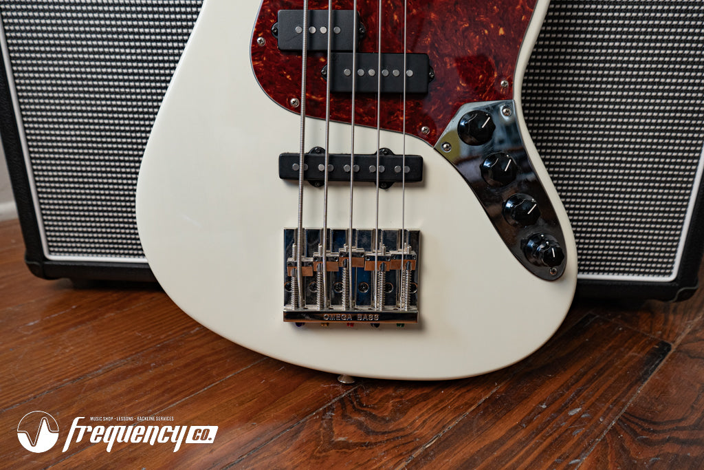 Gregg Guitars PJ5 Bass in Olympic White with an Chambered Ash Body and Roasted Flamed Maple Neck