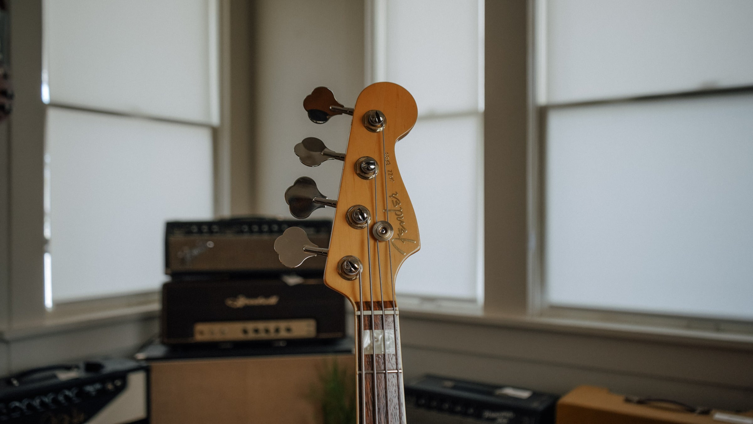 Fender American Deluxe Jazz Bass Quilted Maple Top - 2004