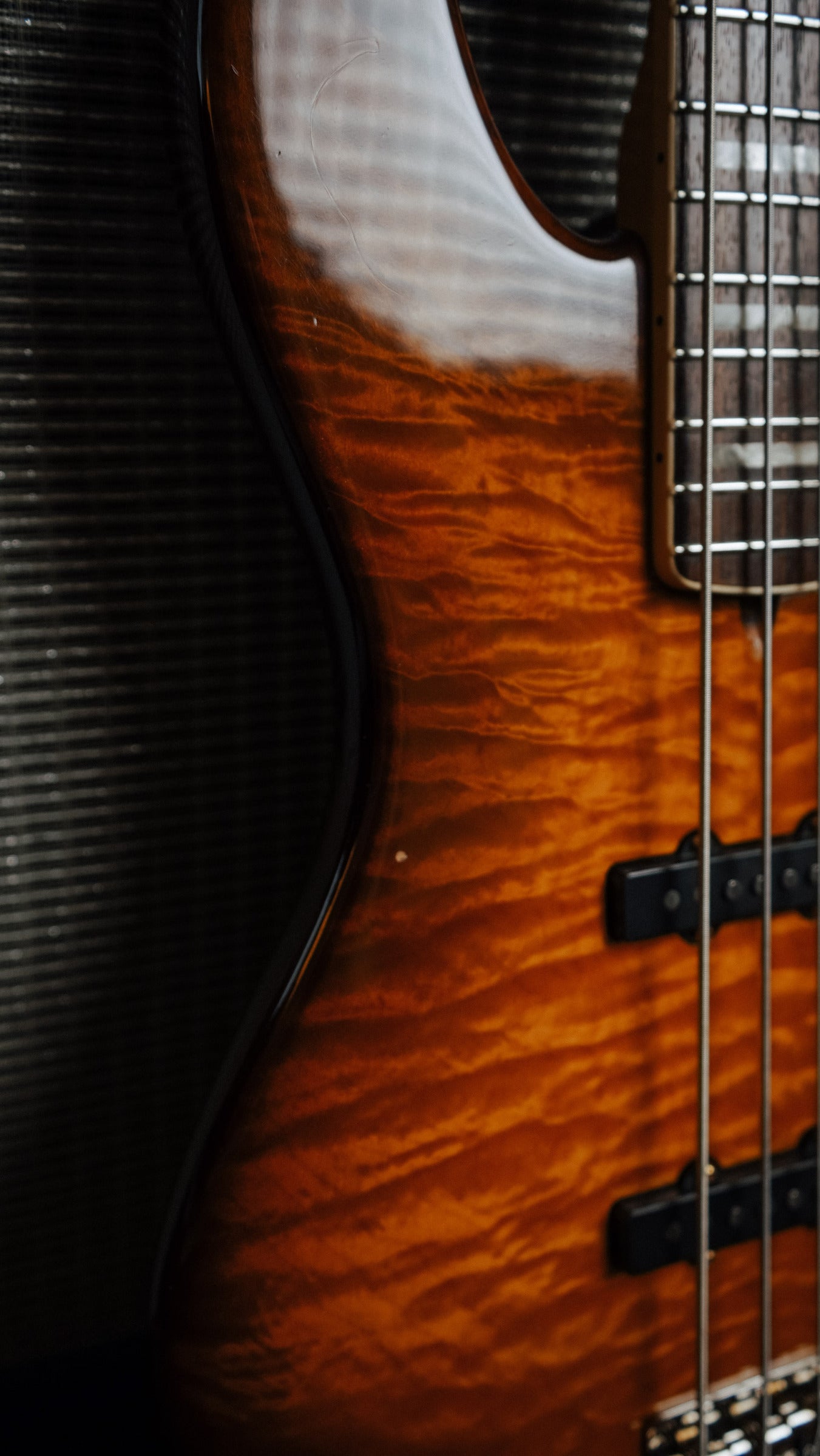 Fender American Deluxe Jazz Bass Quilted Maple Top - 2004