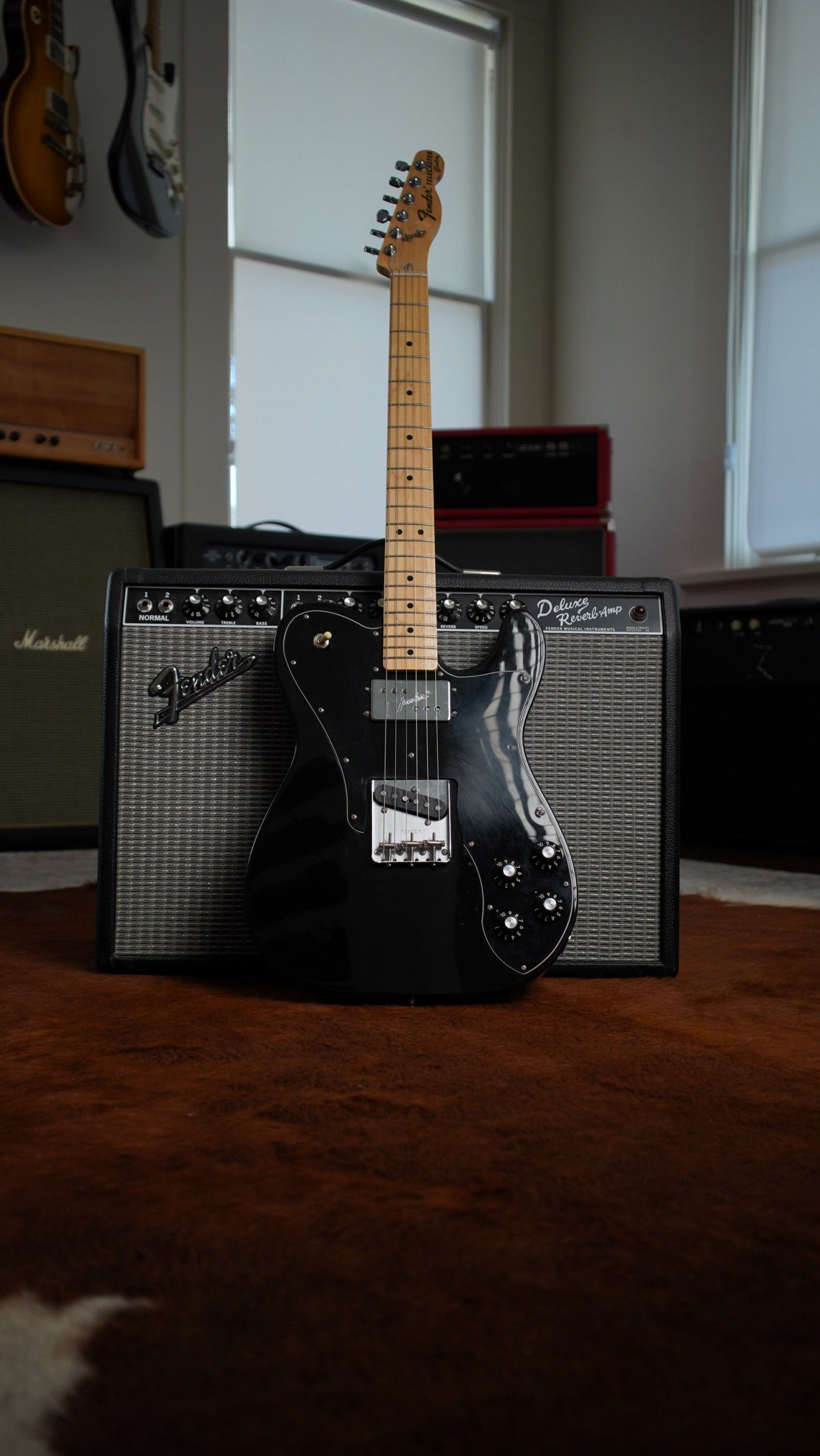 Fender Classic Series '72 Telecaster Custom in Black - 2017