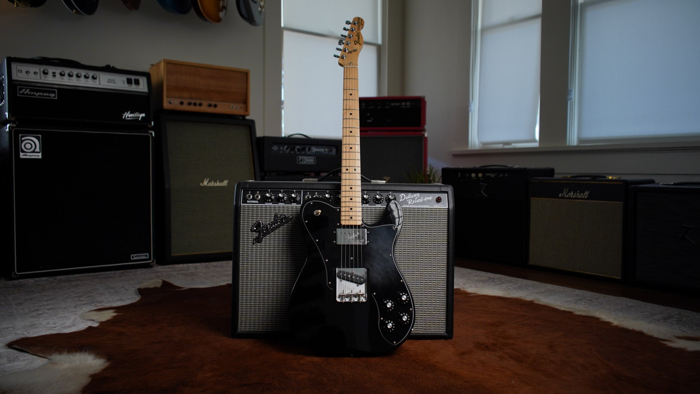 Fender Classic Series '72 Telecaster Custom in Black - 2017