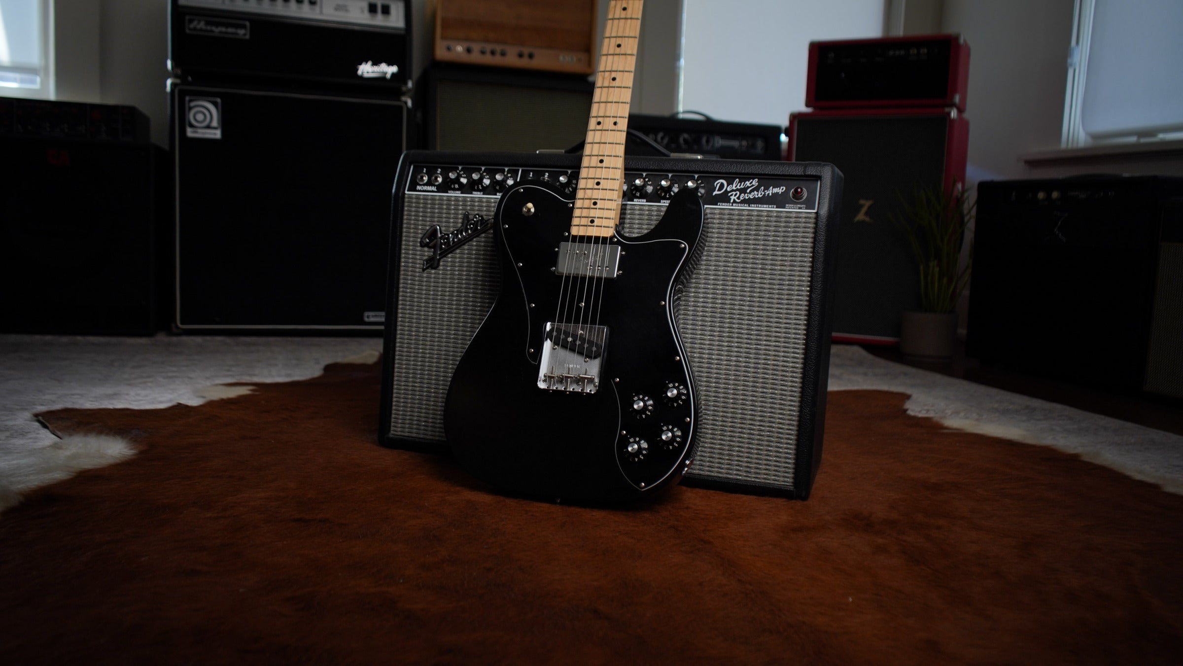 Fender Classic Series '72 Telecaster Custom in Black - 2017