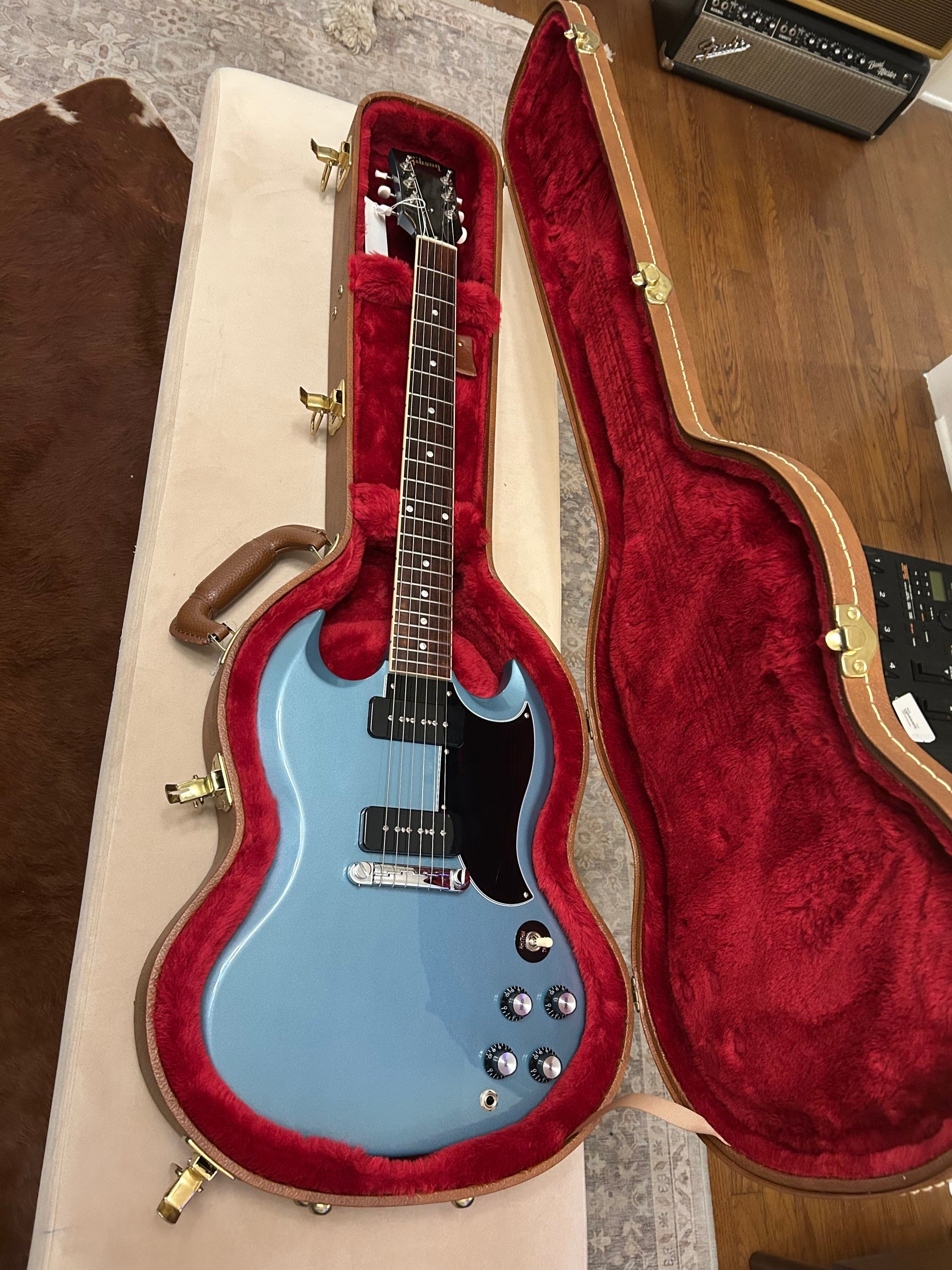Gibson SG Special in Pelham Blue - 2019