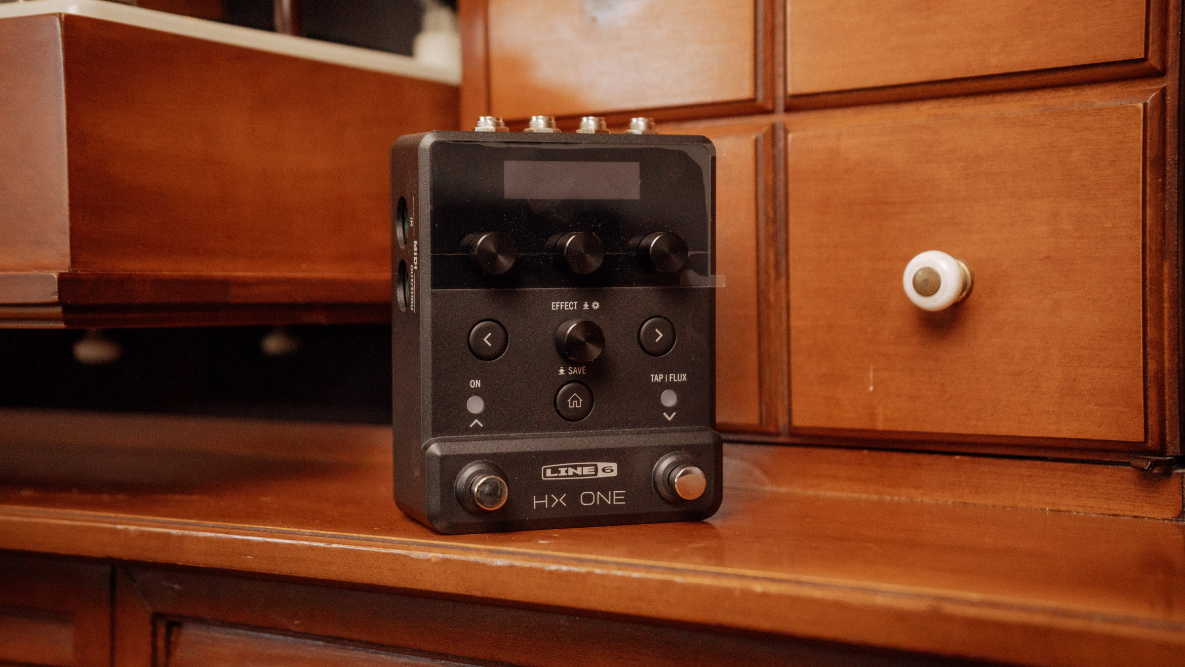 Line 6 HX One Multi Effects Pedal