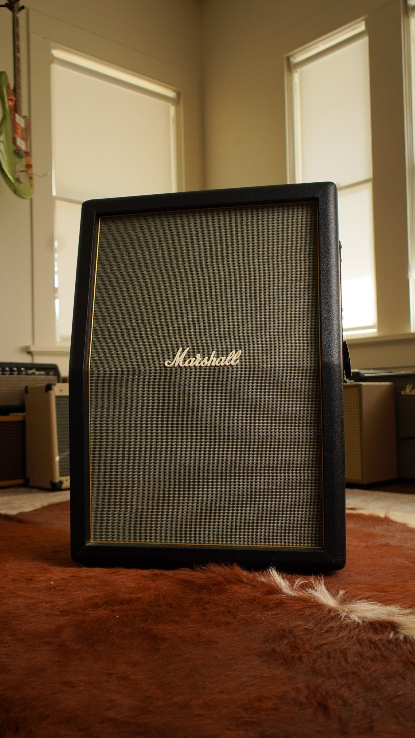 Marshall Origin ORI212A 2x12 Slanted Vertical Cabinet