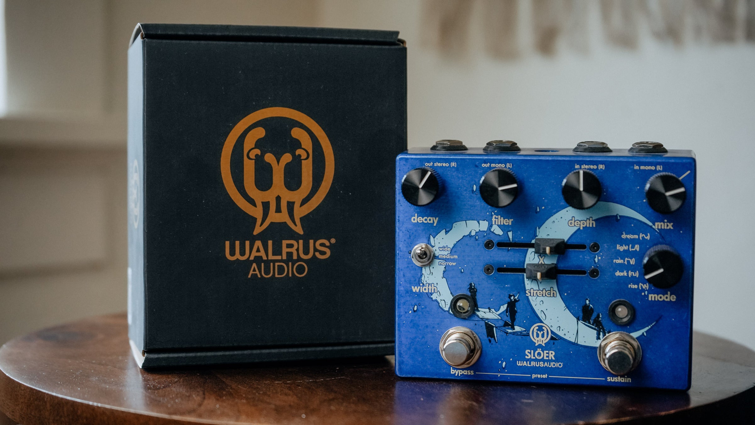 Walrus Audio SLOER Ambient Reverb Blue