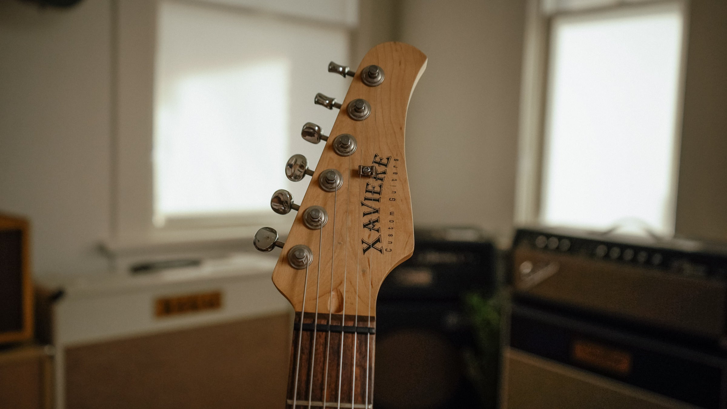 Xavier Custom Guitars T with Fender Noiseless Pickups