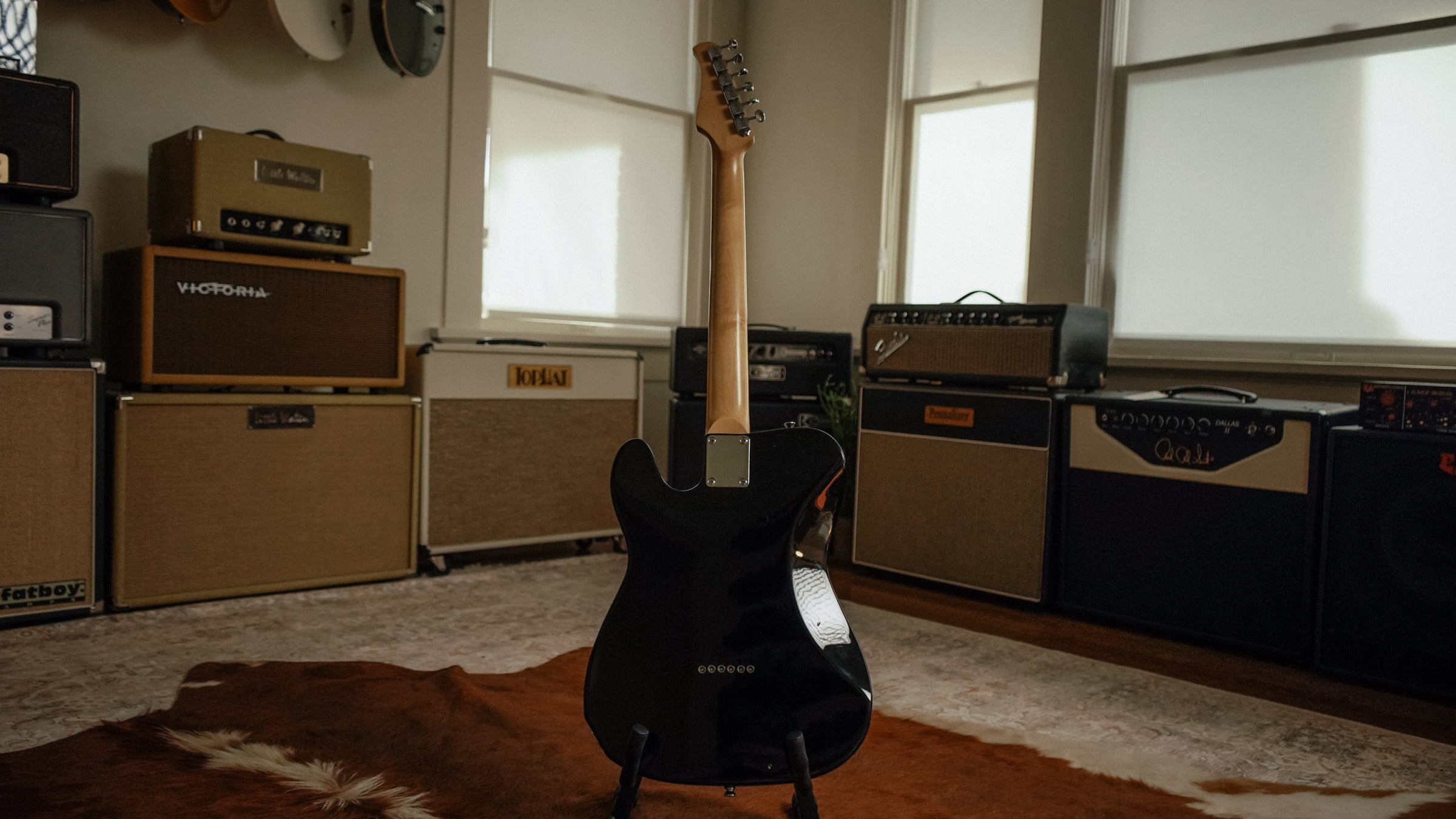 Xavier Custom Guitars T with Fender Noiseless Pickups